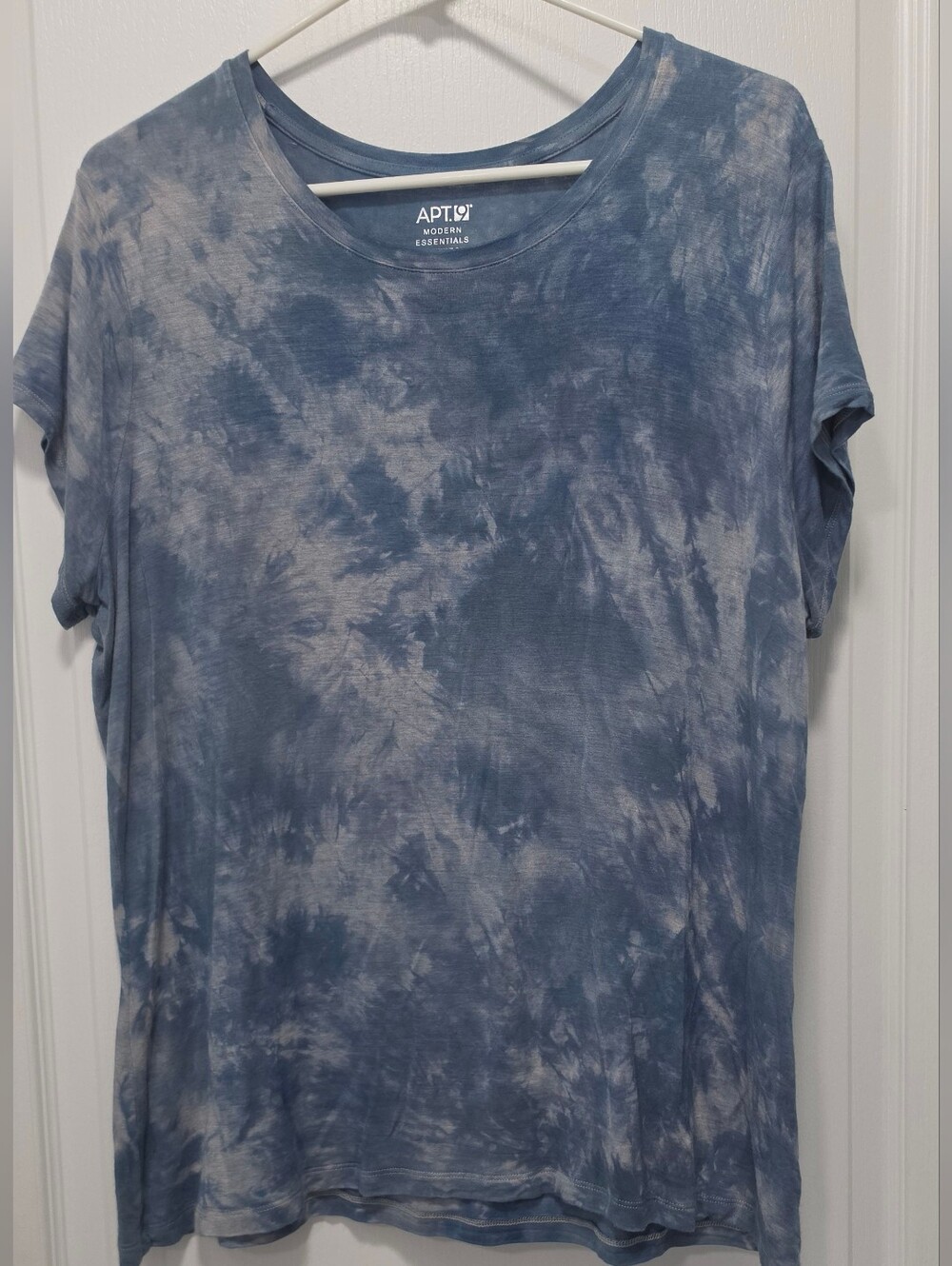 Apt. 9 Blue Tie-Dye Short Sleeve Crewneck Tee